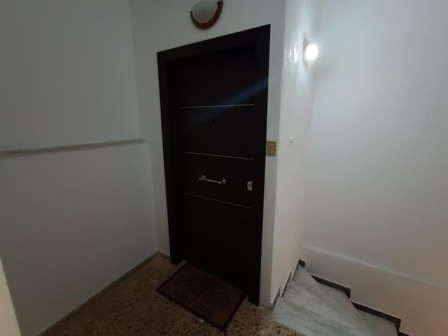 פיראוס Athens Sky Suites 1 מראה חיצוני תמונה
